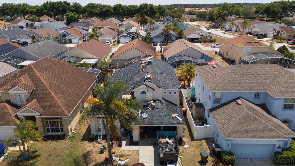 Costs Roofer North Miami