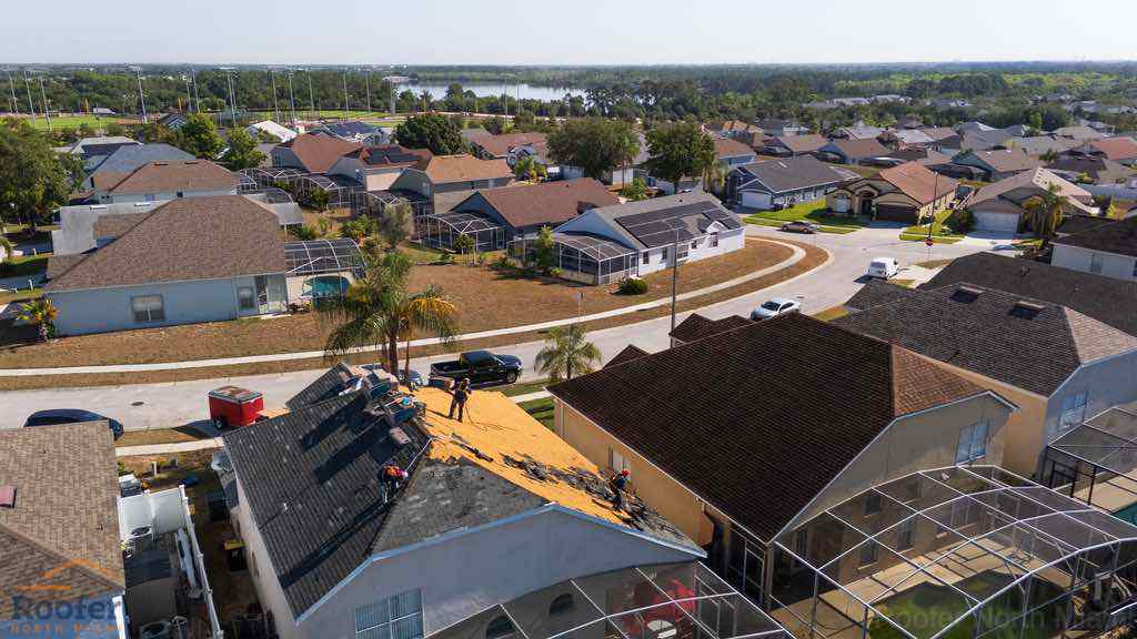 Roofer In North Miami